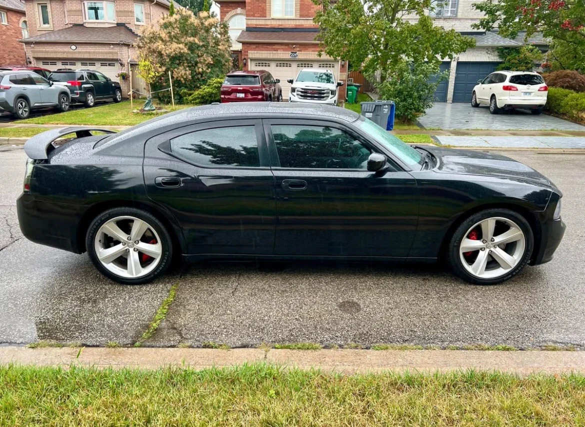 Dodge Charger SRT8 * * CARFAX * * АВТО КРЕДИТ * *  - изображение 4