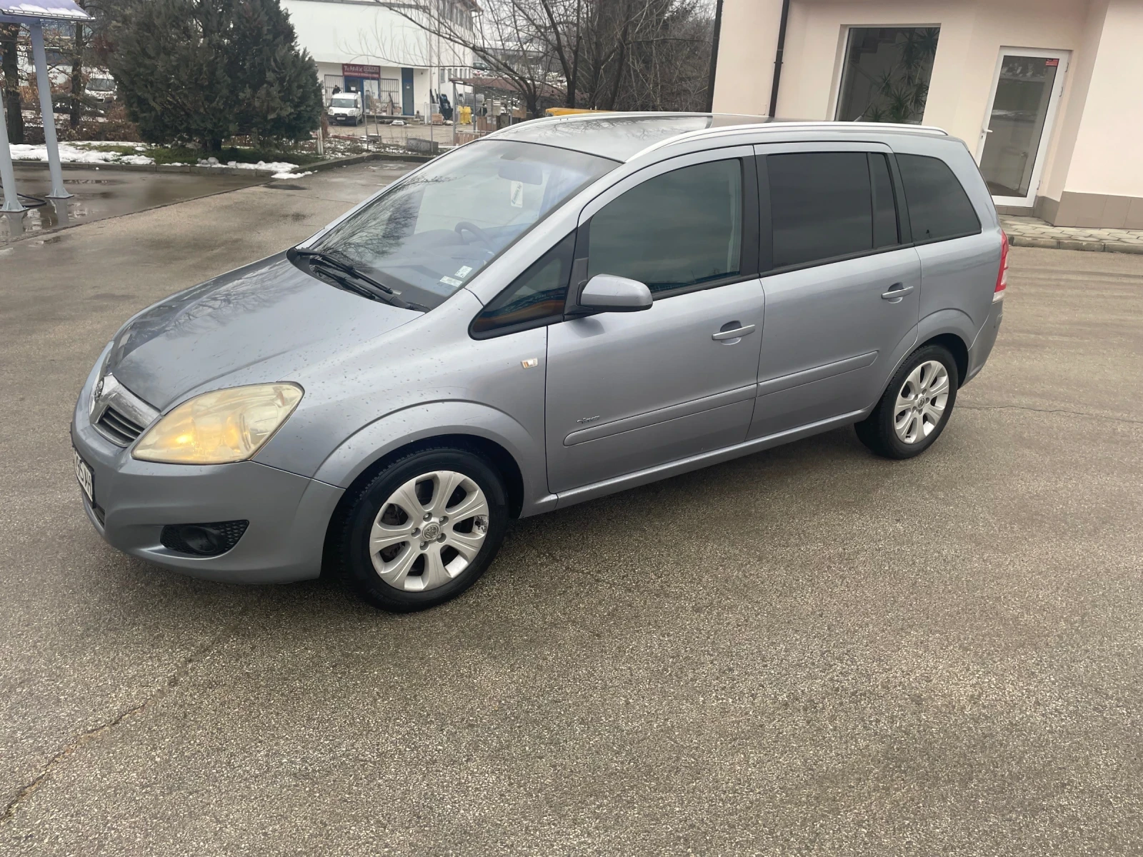 Opel Zafira 1.9 120кс. - изображение 2