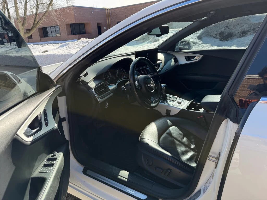 Audi A7 * S-Line* * HeadUp* AвтоКредит* (ЦЕНА ДО БГ), снимка 13 - Автомобили и джипове - 53809138