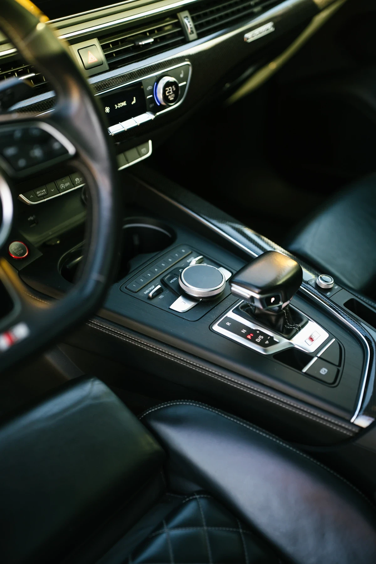 Audi S4, снимка 7 - Автомобили и джипове - 53918810