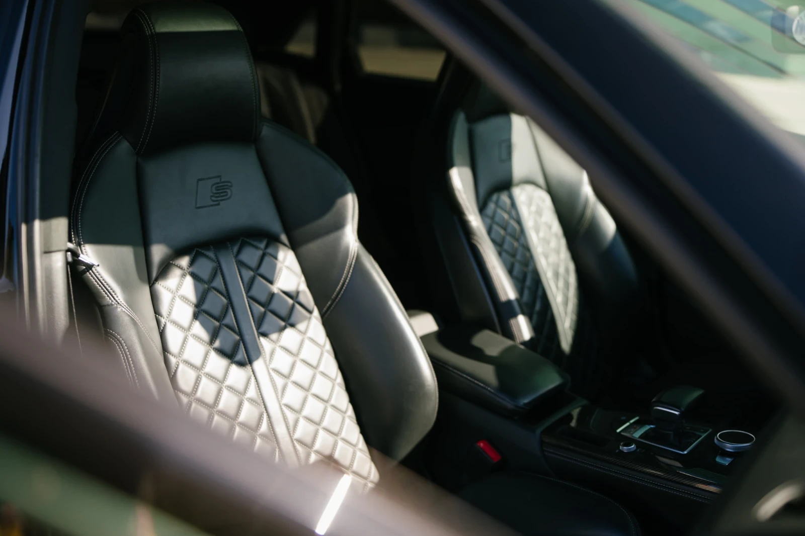 Audi S4, снимка 13 - Автомобили и джипове - 53918810