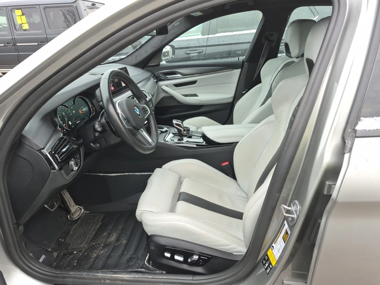 BMW M5 COMPETITION АВТО КРЕДИТ, снимка 8 - Автомобили и джипове - 53950200