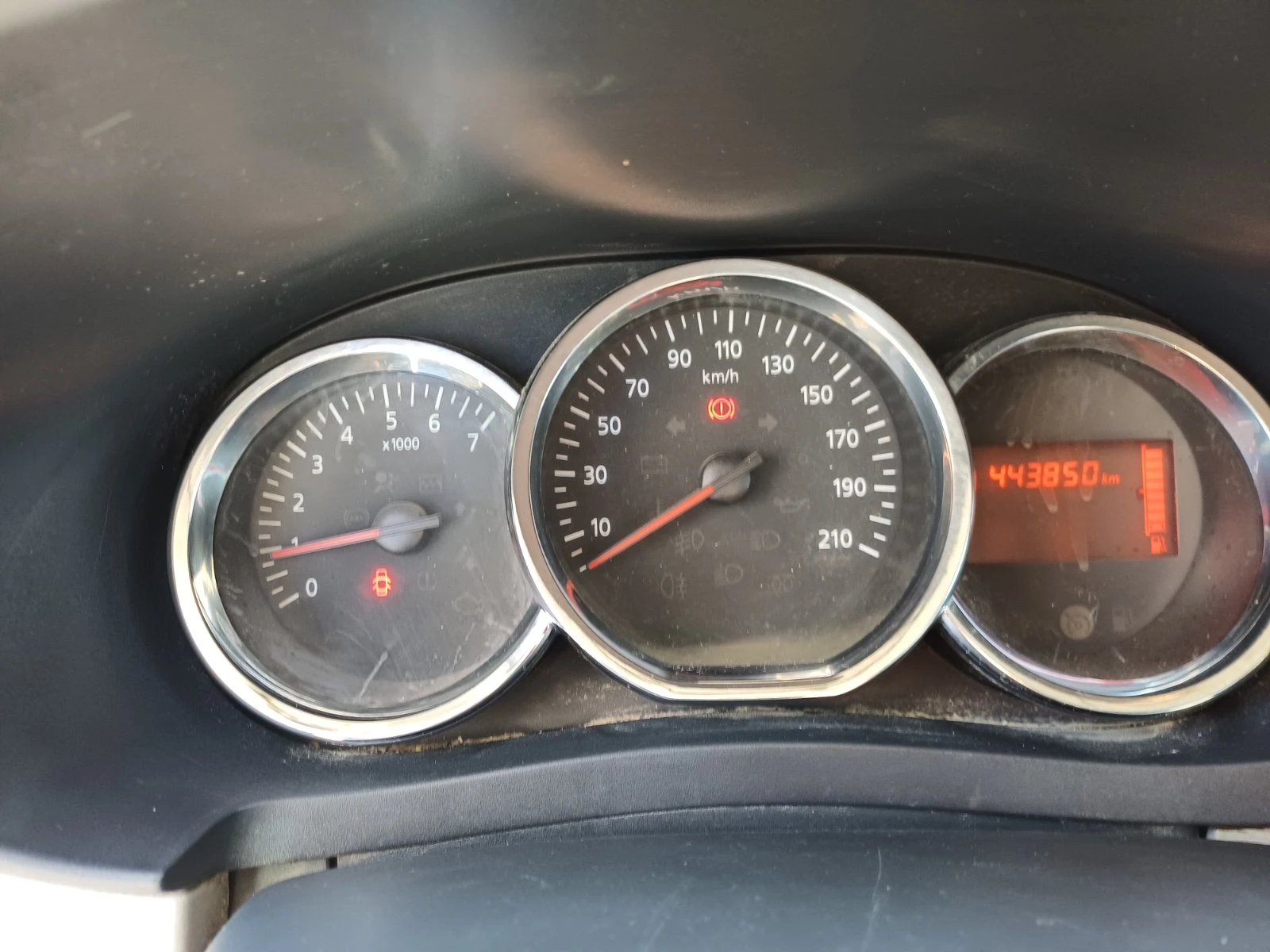 Dacia Dokker 1.5 dci, снимка 10 - Автомобили и джипове - 54329216