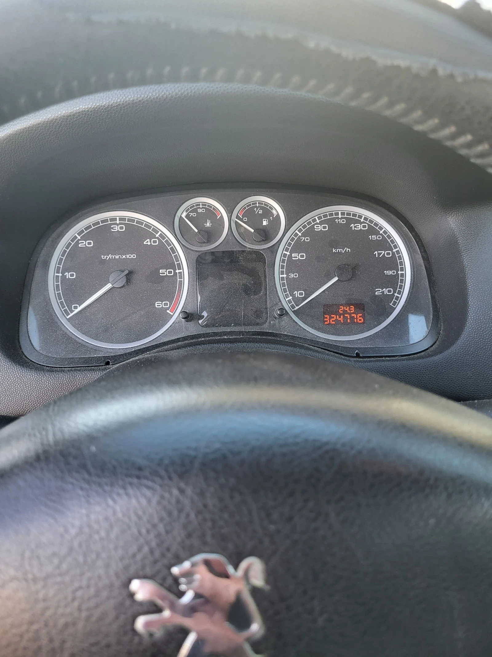 Peugeot 307, снимка 7 - Автомобили и джипове - 54334443