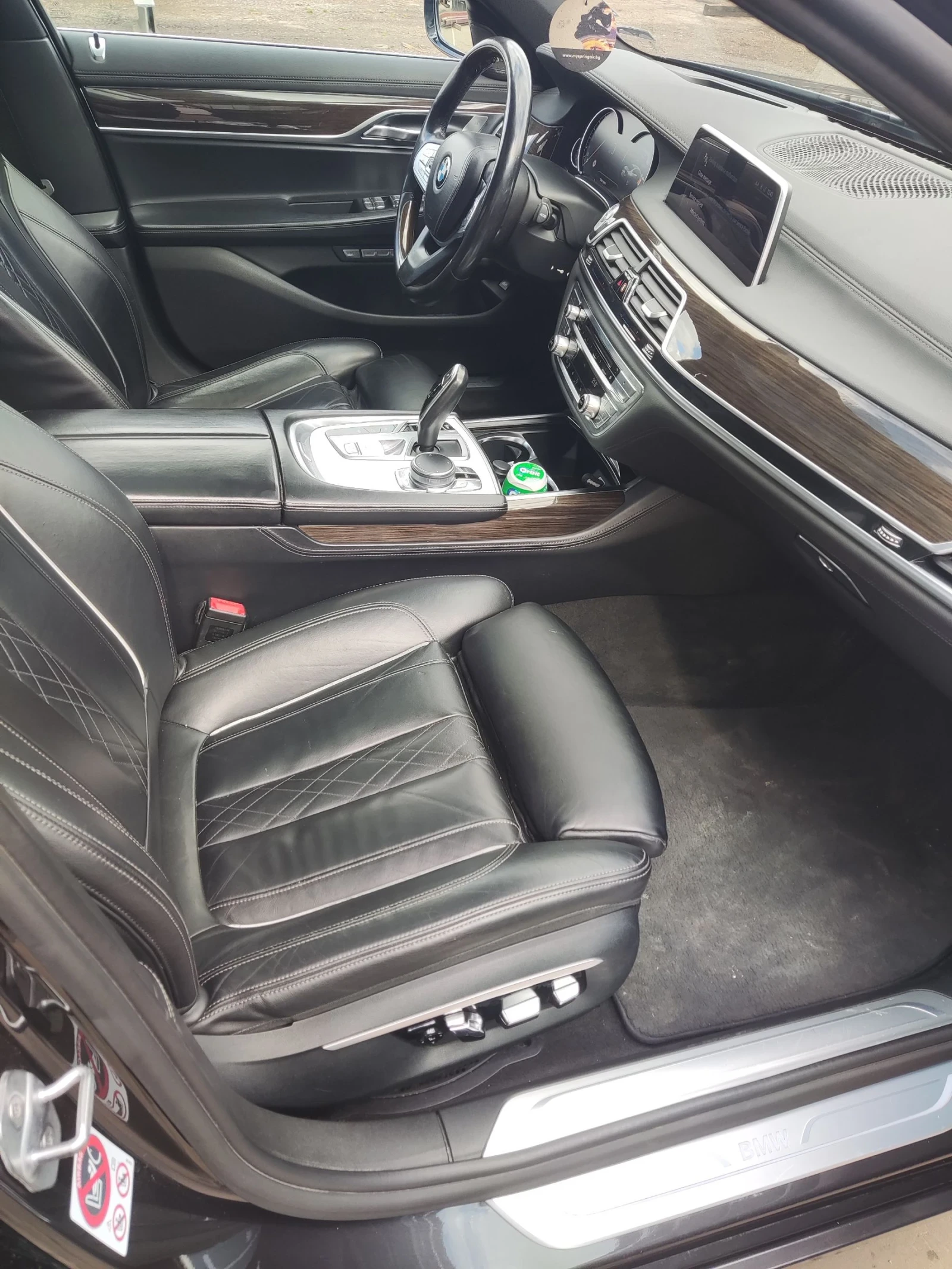 BMW 740, снимка 11 - Автомобили и джипове - 54496606