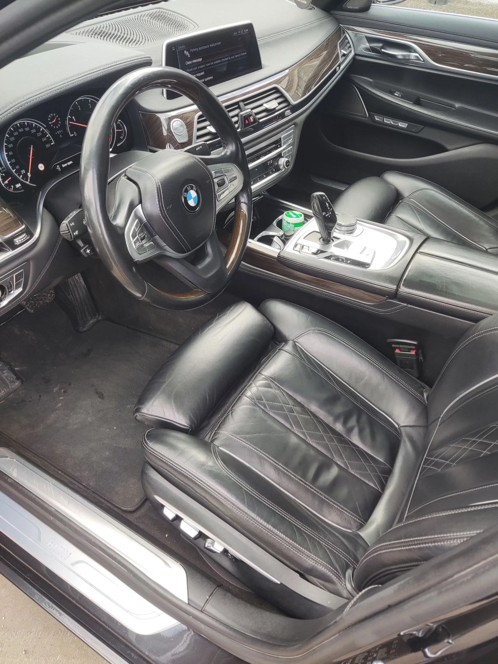 BMW 740, снимка 8 - Автомобили и джипове - 54496606