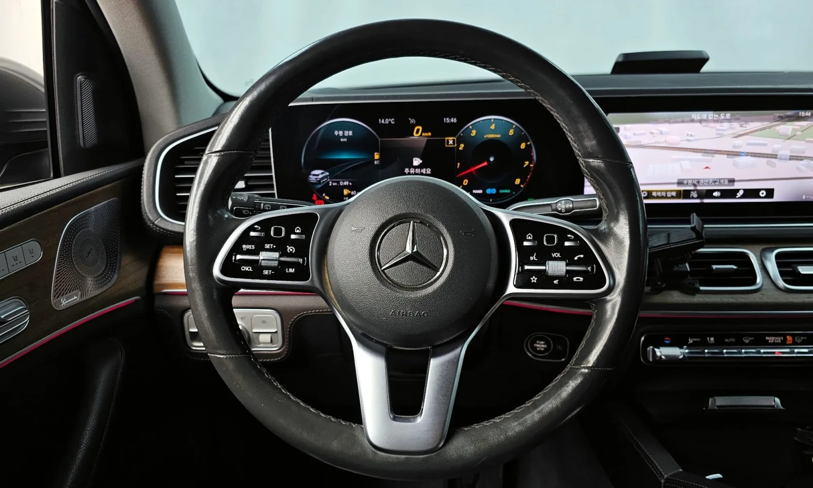 Mercedes-Benz GLE 450 4MATC, Distronic, HeadUP, Обдух., Burmaster, 360-к, снимка 11 - Автомобили и джипове - 54597556