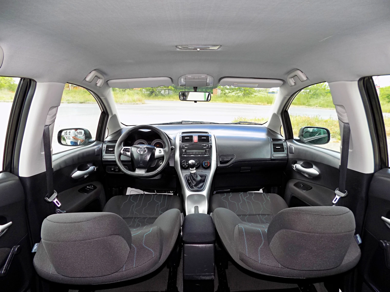 Toyota Auris 1.4D-4D/90к./6ск./FACELIFT, снимка 8 - Автомобили и джипове - 54643245