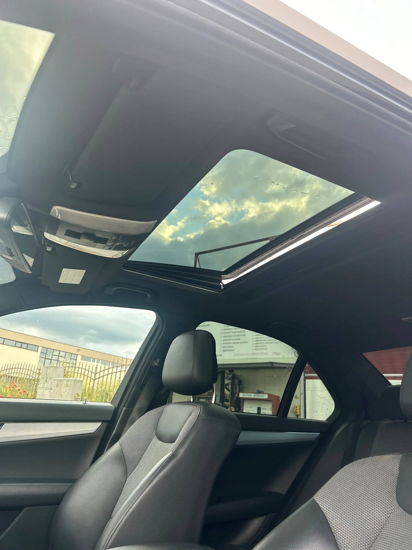 Mercedes-Benz C 320 C320 AMG PACKET, снимка 8 - Автомобили и джипове - 54646323