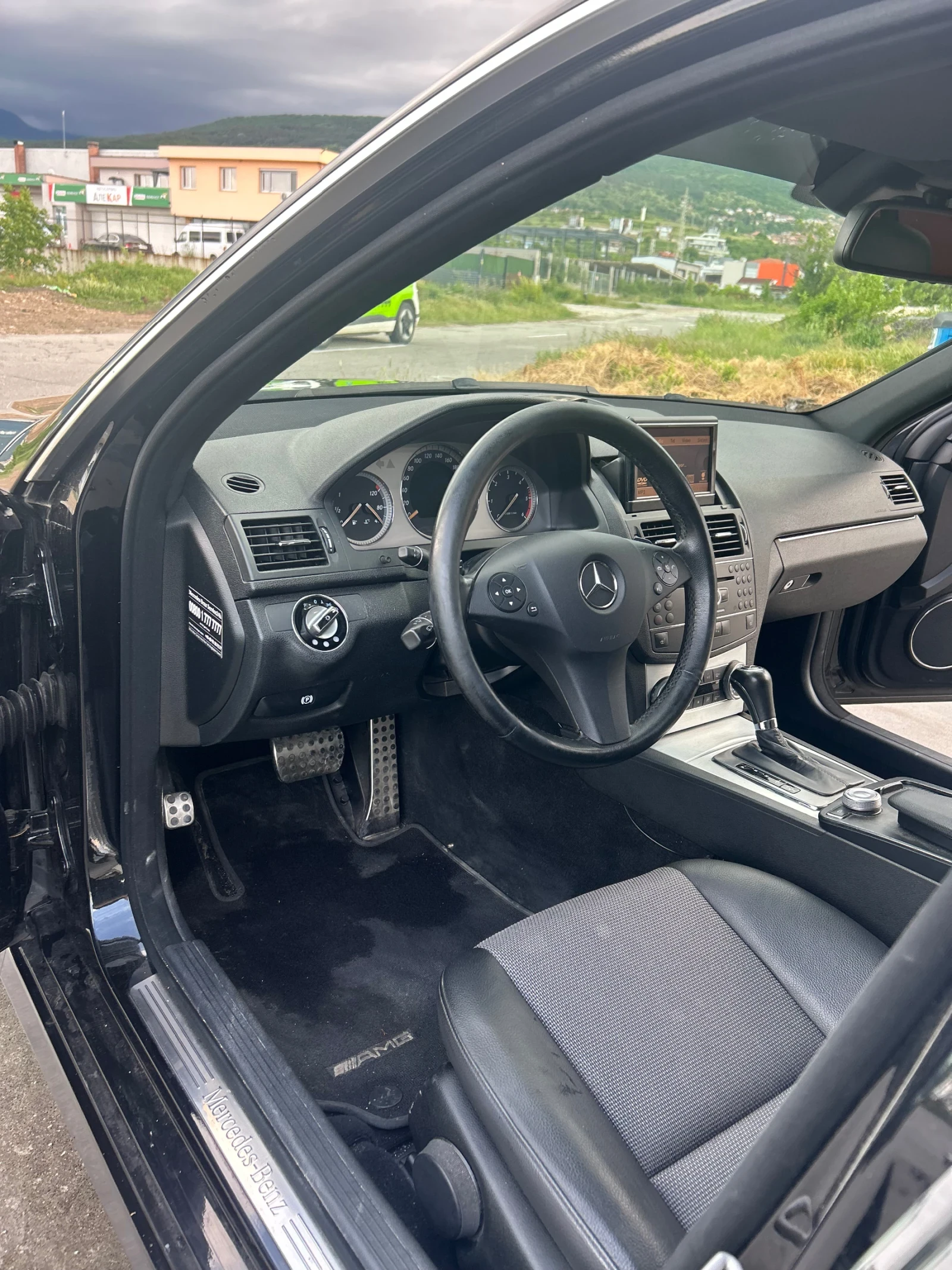 Mercedes-Benz C 320 C320 AMG PACKET, снимка 10 - Автомобили и джипове - 54646323