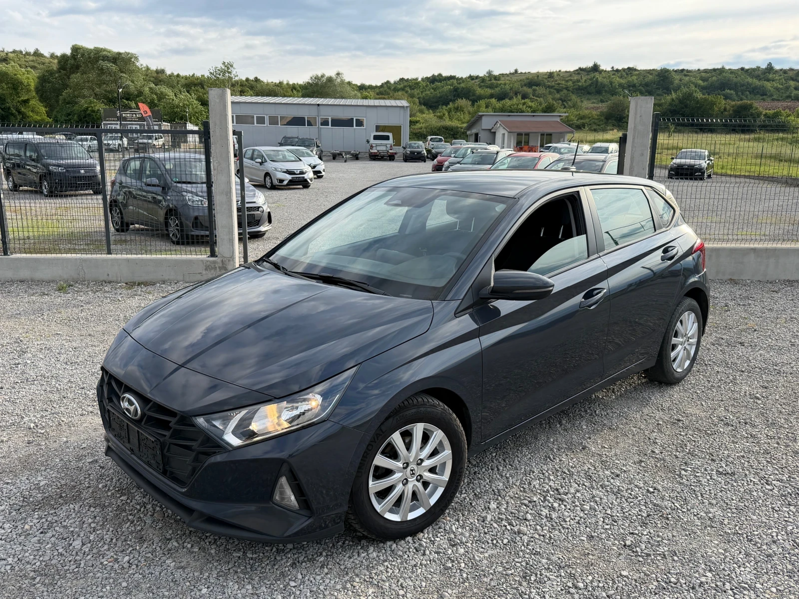Hyundai I20 1.2MPI EURO 6D TUV COC SERVICE BOOK | Mobile.bg � ����������� 1