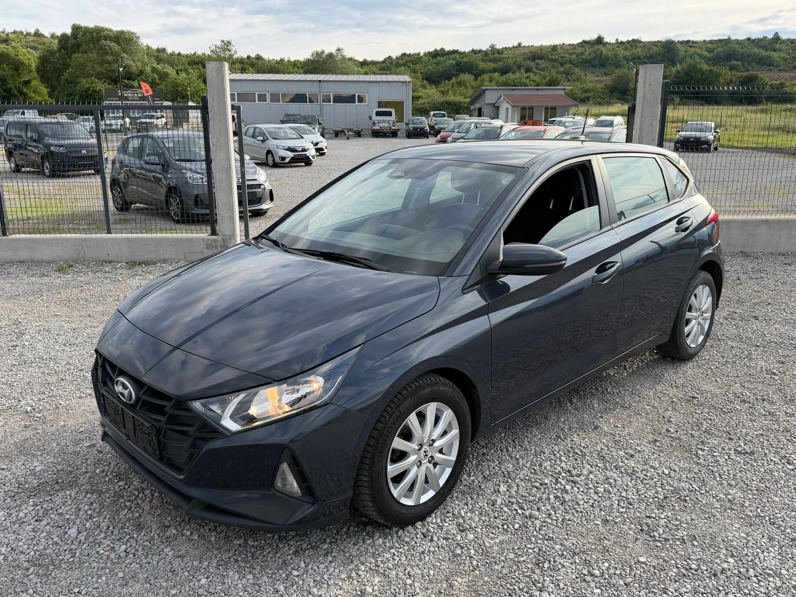 Hyundai I20 1.2MPI EURO 6D TUV COC SERVICE BOOK | Mobile.bg � ����������� 2