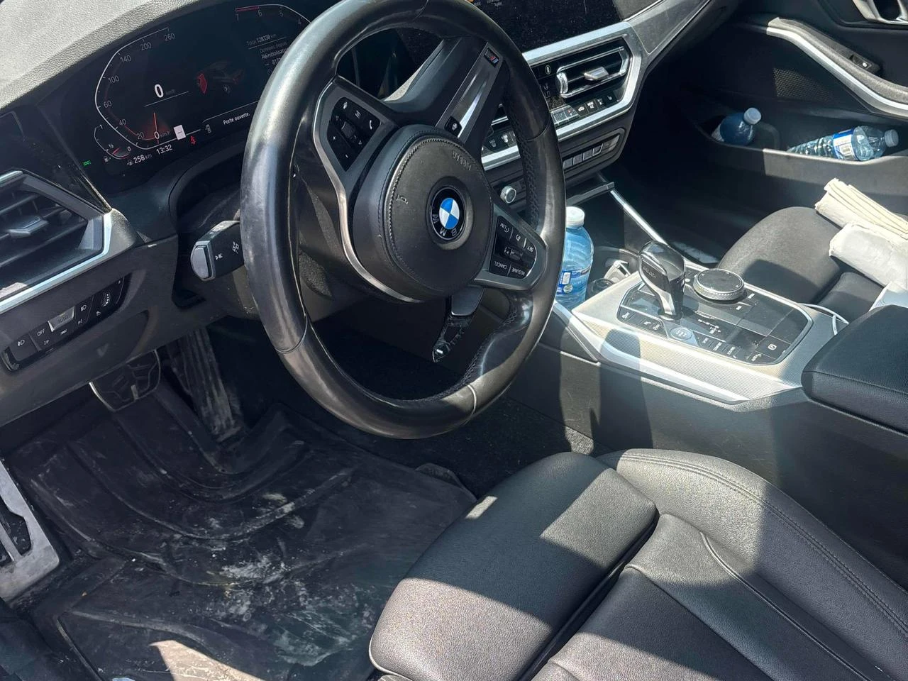 BMW 330 i xDrive/M-Performance/Shadow/БЕЗ ИНЦИДЕНТ, снимка 6 - Автомобили и джипове - 55321044