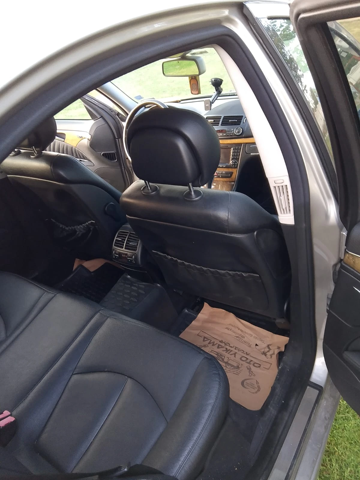 Mercedes-Benz E 320, снимка 9 - Автомобили и джипове - 55411289