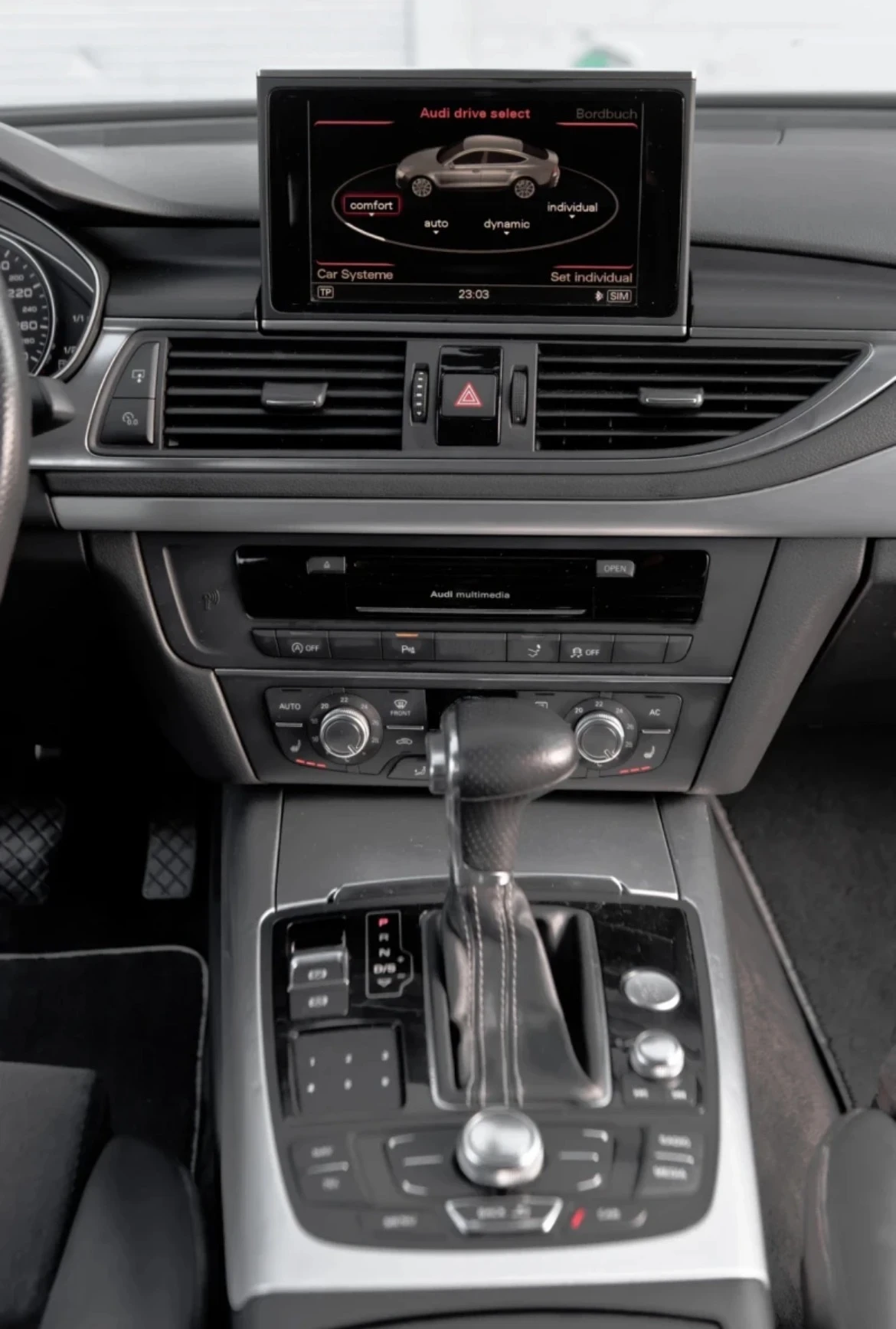 Audi A7 3.0TDI 245ps S-LINE, снимка 15 - Автомобили и джипове - 55643197