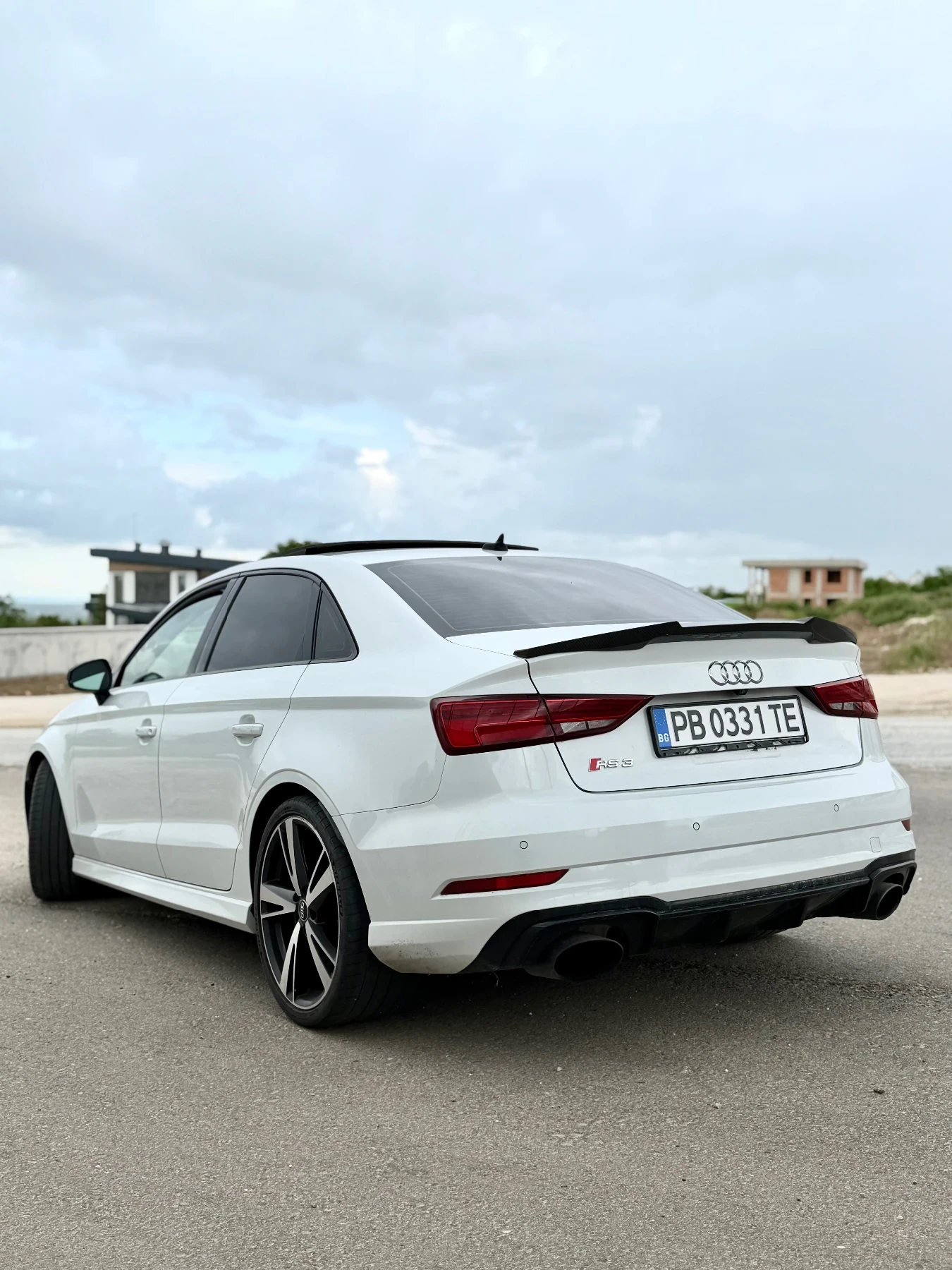 Audi Rs3 Carbon Edition / B&O / RS Sport Exchaust , снимка 7 - Автомобили и джипове - 55739680