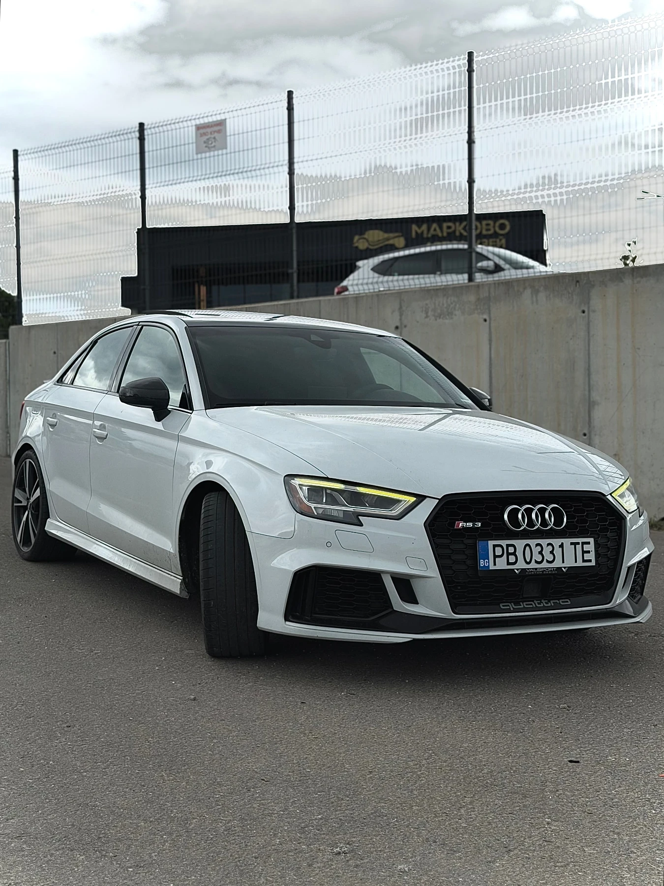Audi Rs3 Carbon Edition / B&O / RS Sport Exchaust , снимка 3 - Автомобили и джипове - 55739680