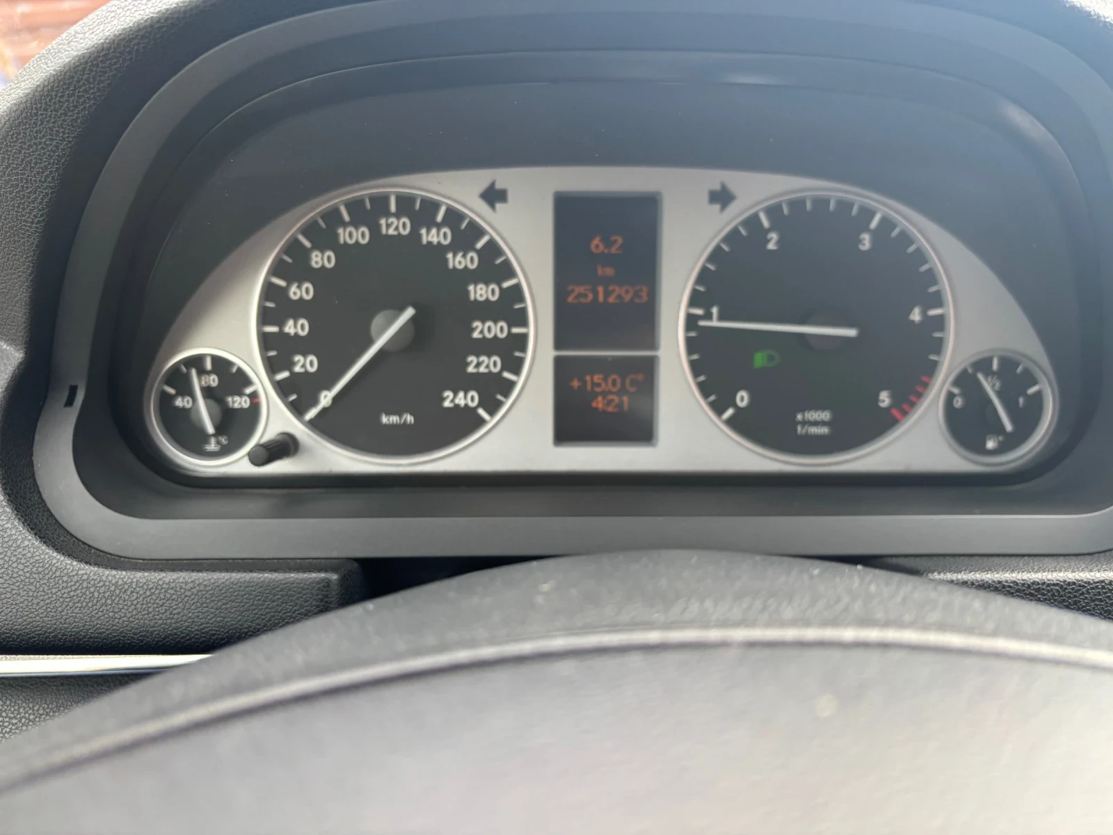 Mercedes-Benz B 200 2, 0 cdi, снимка 9 - Автомобили и джипове - 56192264