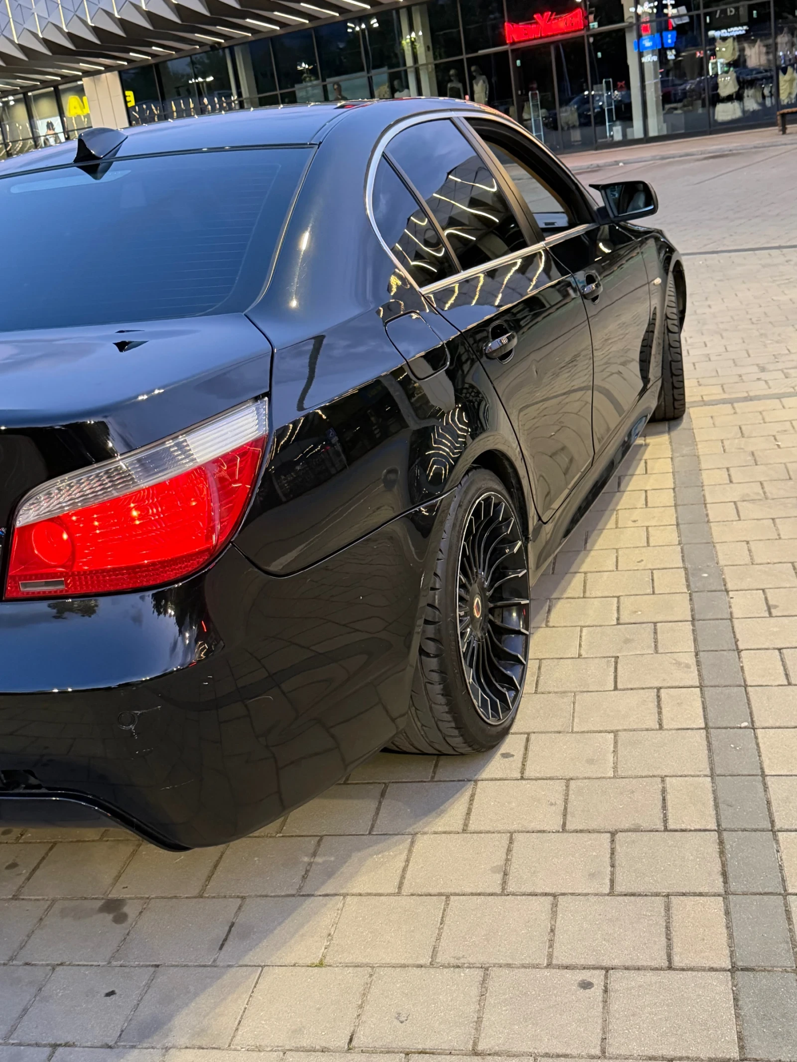 BMW 530 Газова уредба италианска, снимка 4 - Автомобили и джипове - 56242895