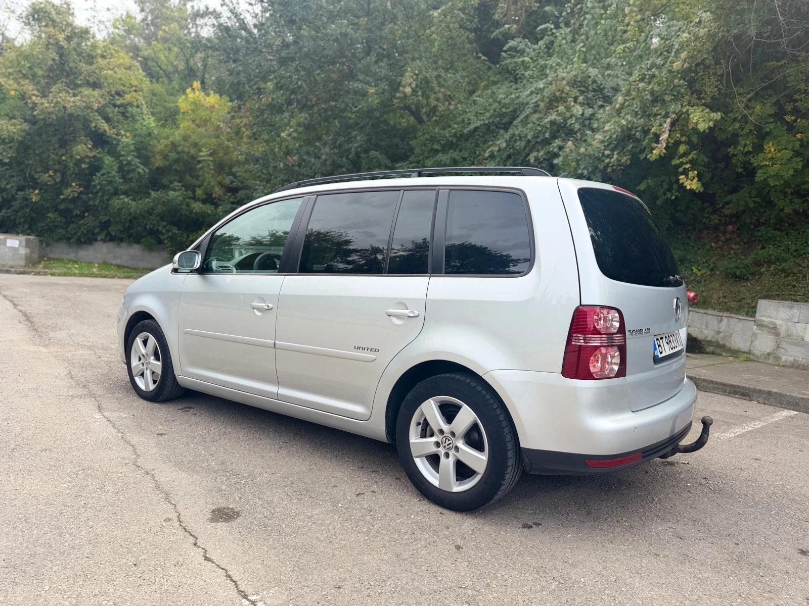 VW Touran 1.9 TDI 105 UNITED, снимка 5 - Автомобили и джипове - 56268571