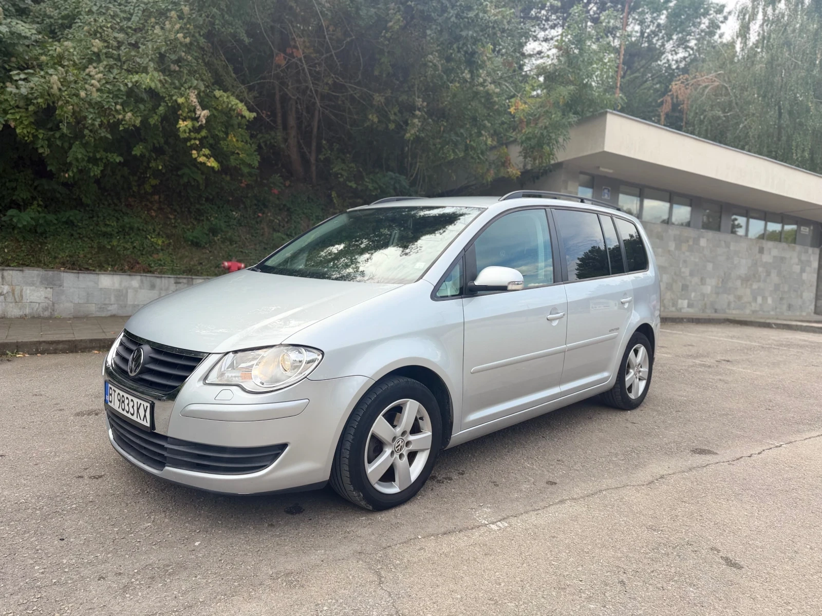 VW Touran 1.9 TDI 105 UNITED, снимка 3 - Автомобили и джипове - 56268571