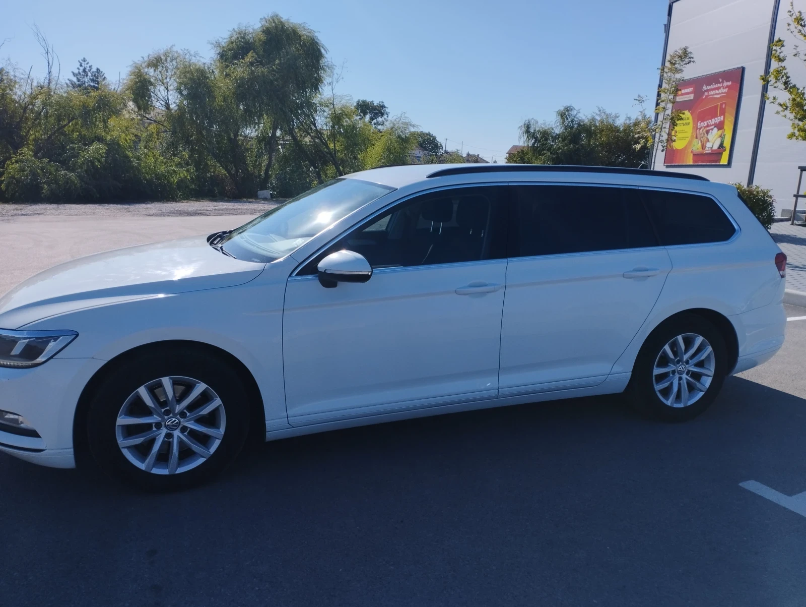 VW Passat B8, снимка 3 - Автомобили и джипове - 56555923