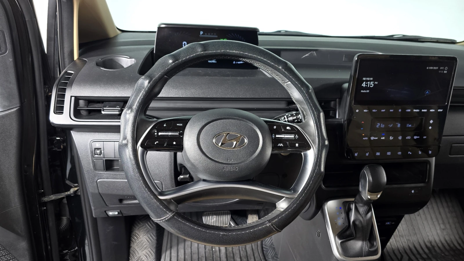 Hyundai Staria * MODERN* �������* �����* �����������*  | Mobile.bg � ����������� 7