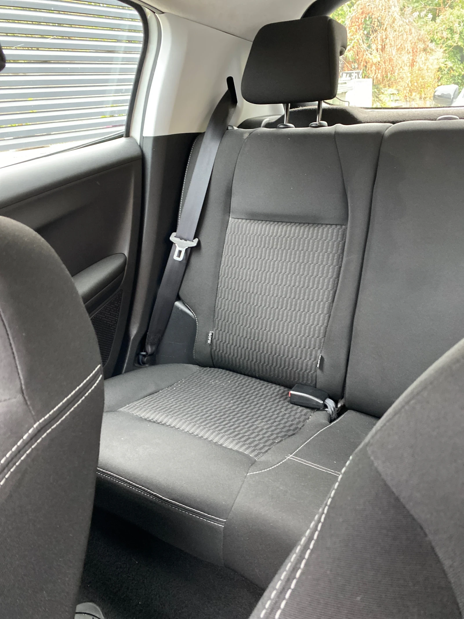 Peugeot 208 Active 1.6 HDi, снимка 8 - Автомобили и джипове - 56691695
