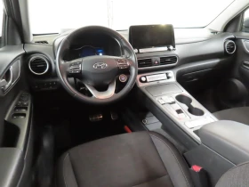 Hyundai Kona 64KWh BLUELINK/HEADUP/DISSTR/SOH100% | Mobile.bg    4