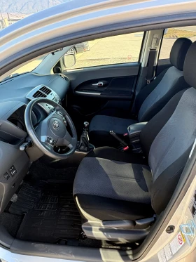 Toyota Urban Cruiser D-4d 4x4 - 6200 € / 12126.15 лв. - 29350600 8