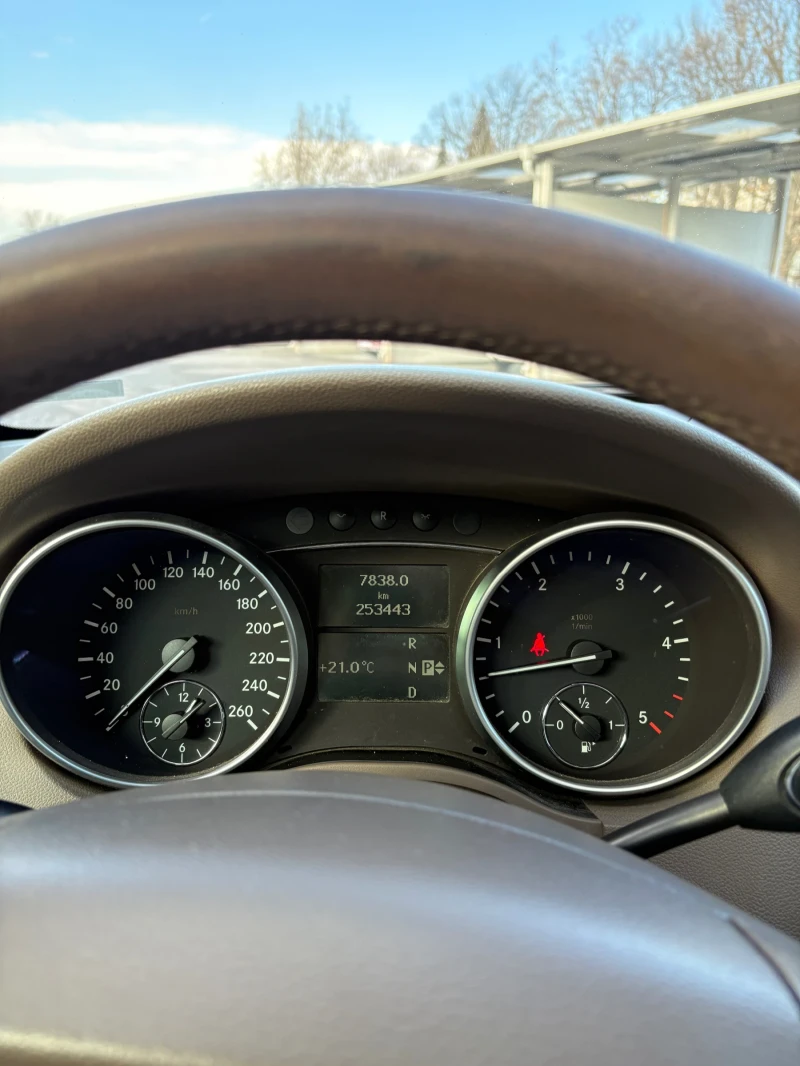 Mercedes-Benz ML 420 CDI 4MATIC, снимка 14 - Автомобили и джипове - 52496815