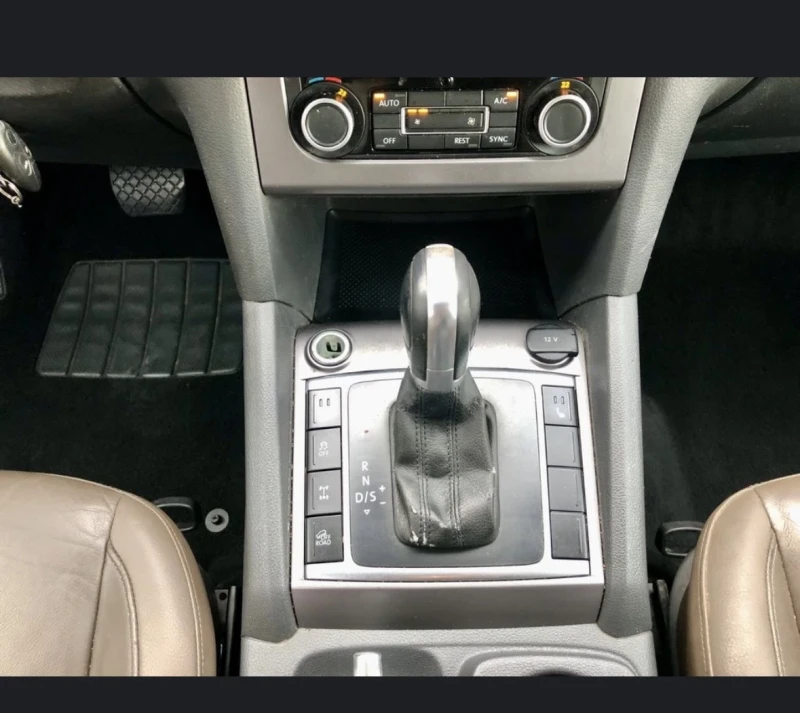 VW Amarok 2.0 TDI, снимка 9 - Автомобили и джипове - 52772888