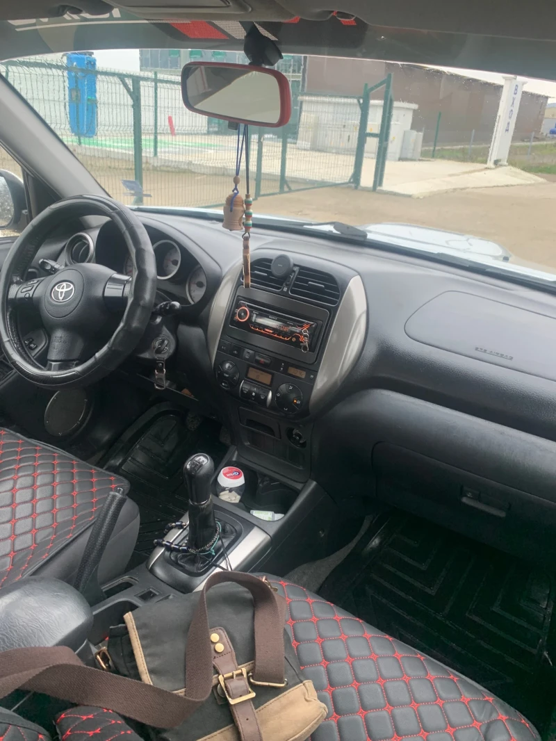 Toyota Rav4, снимка 4 - Автомобили и джипове - 52891154