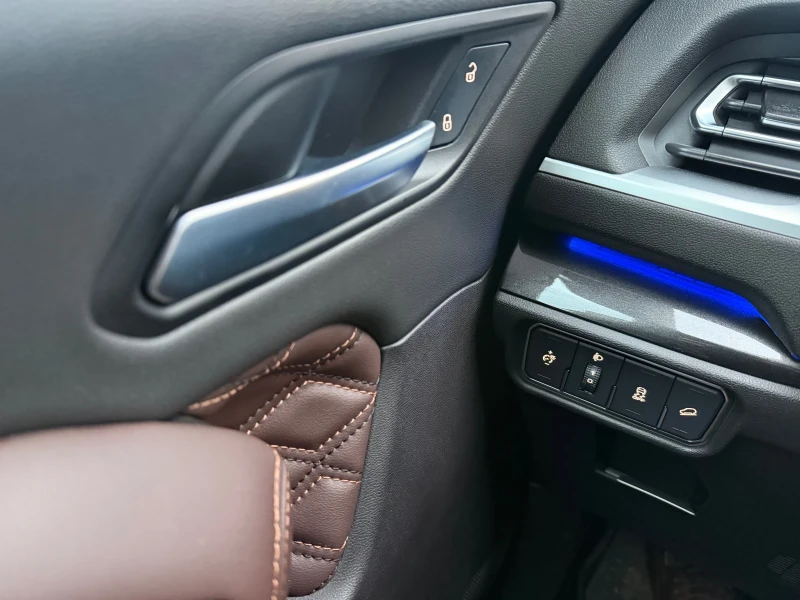 Haval H6, снимка 15 - Автомобили и джипове - 53311606