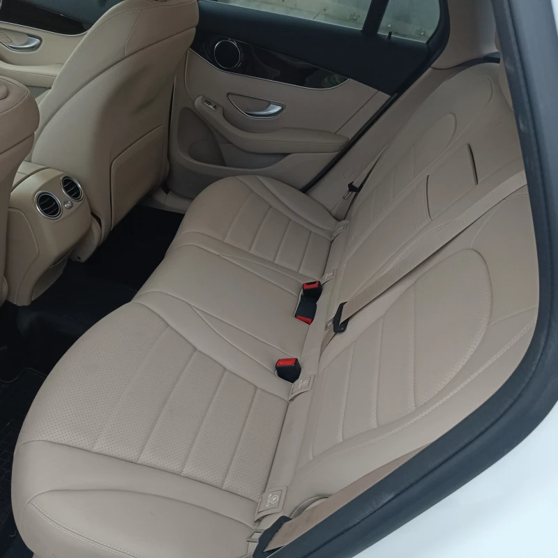 Mercedes-Benz GLC 300 2.0, снимка 7 - Автомобили и джипове - 53383534