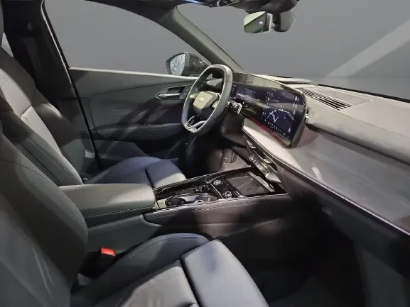 Audi Q3 TFSI Quattro = NEW = S-line Гаранция, снимка 9 - Автомобили и джипове - 55477135