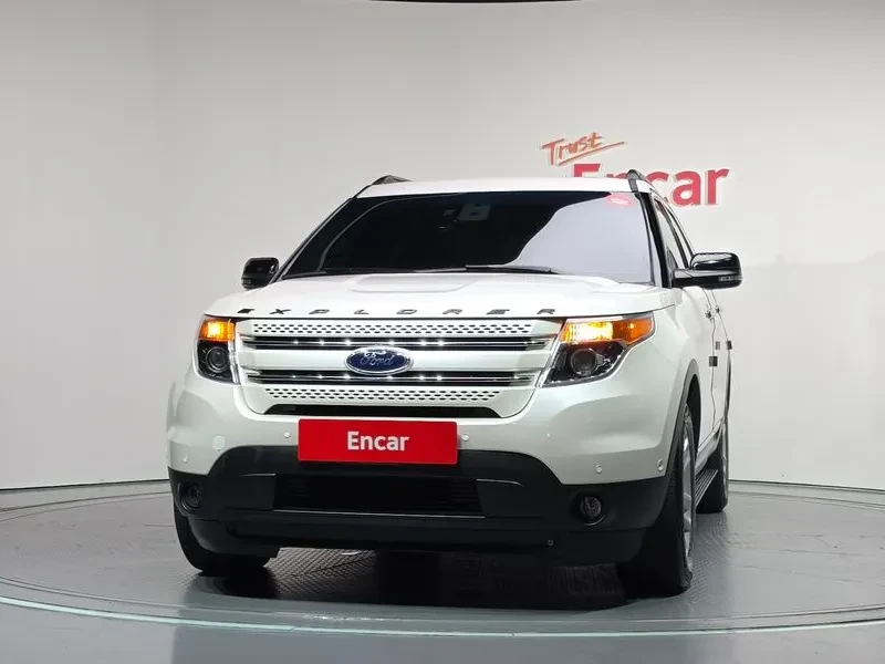 Ford Explorer 3.5 AWD - САМО 30% АВАНС, снимка 3 - Автомобили и джипове - 56368590