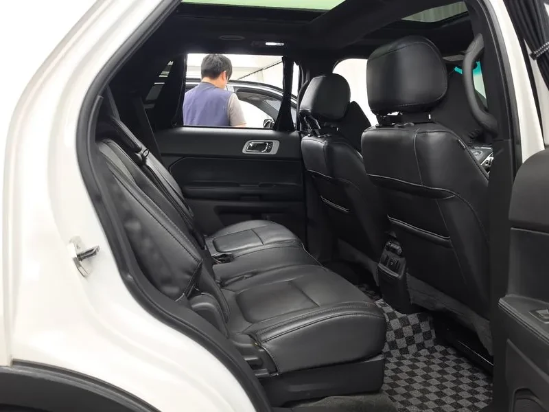 Ford Explorer 3.5 AWD - САМО 30% АВАНС, снимка 12 - Автомобили и джипове - 56368590