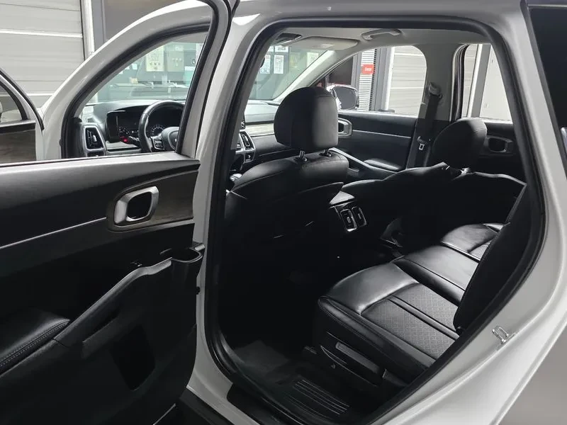 Kia Sorento 2.5T 2WD 7 ����� | Mobile.bg � ����������� 11