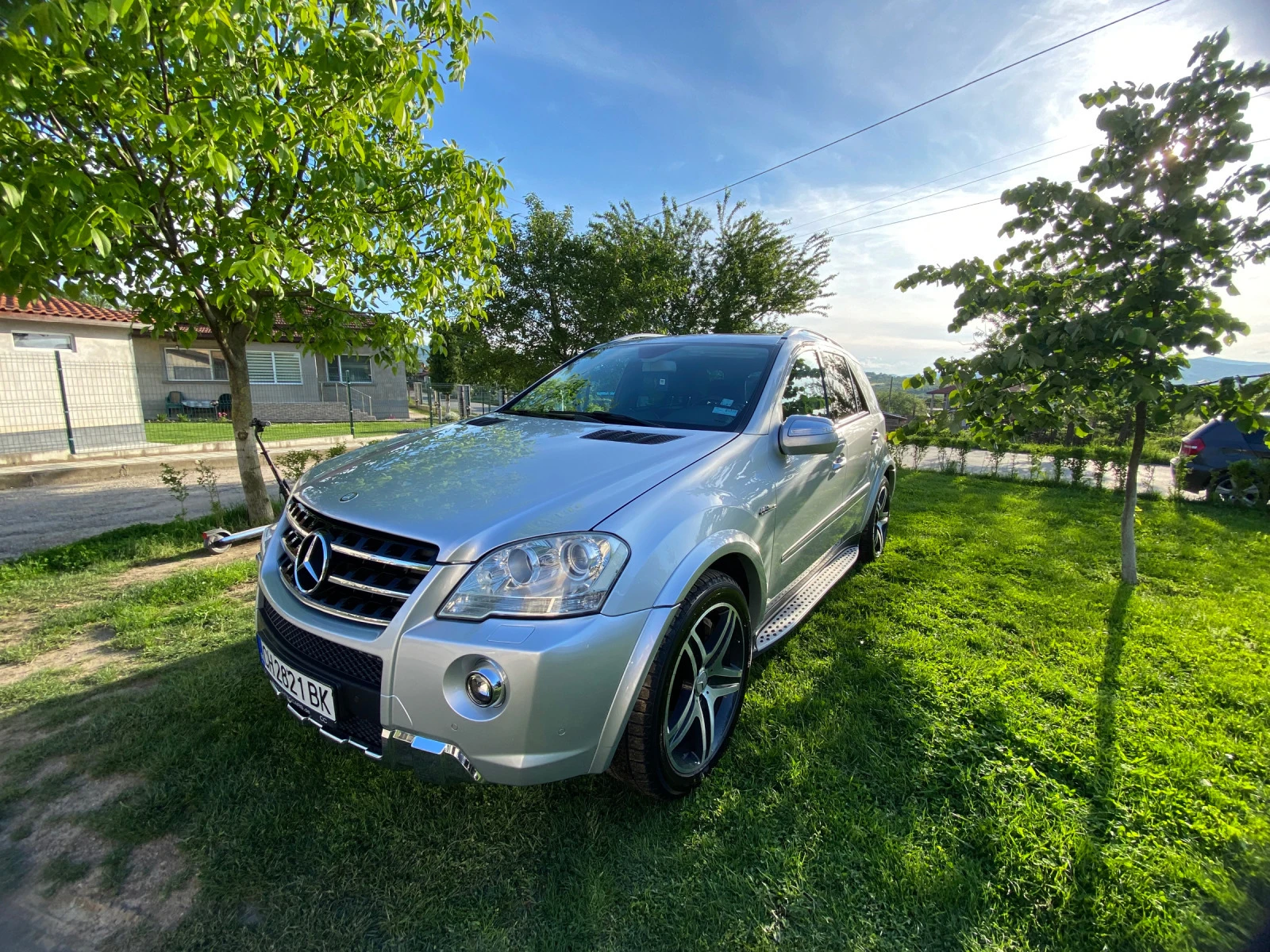 Mercedes-Benz ML 63 AMG 63 AMG  - изображение 8