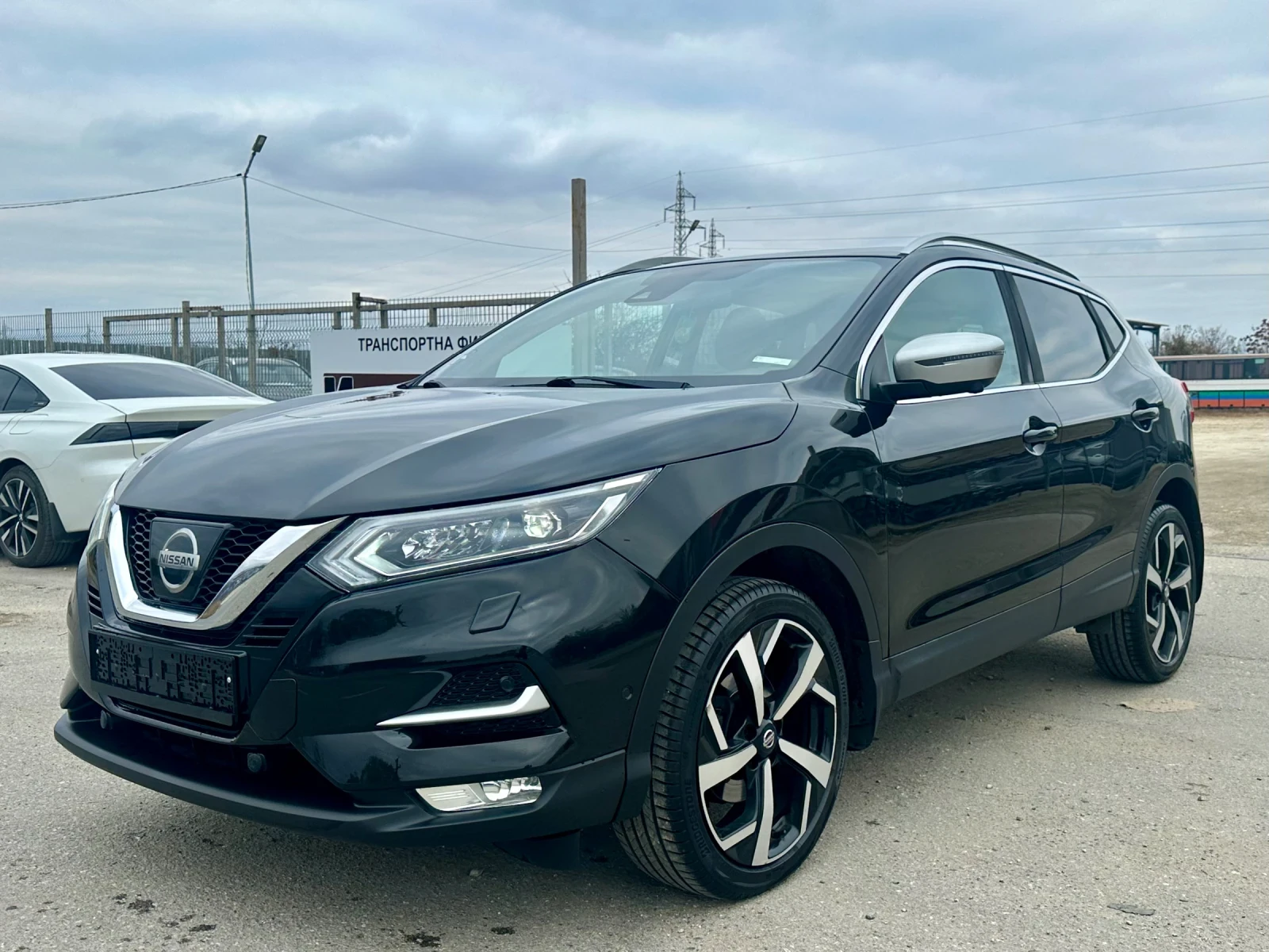 Nissan Qashqai TEKNA+ 1.2TCE EURO 6   - [1] 