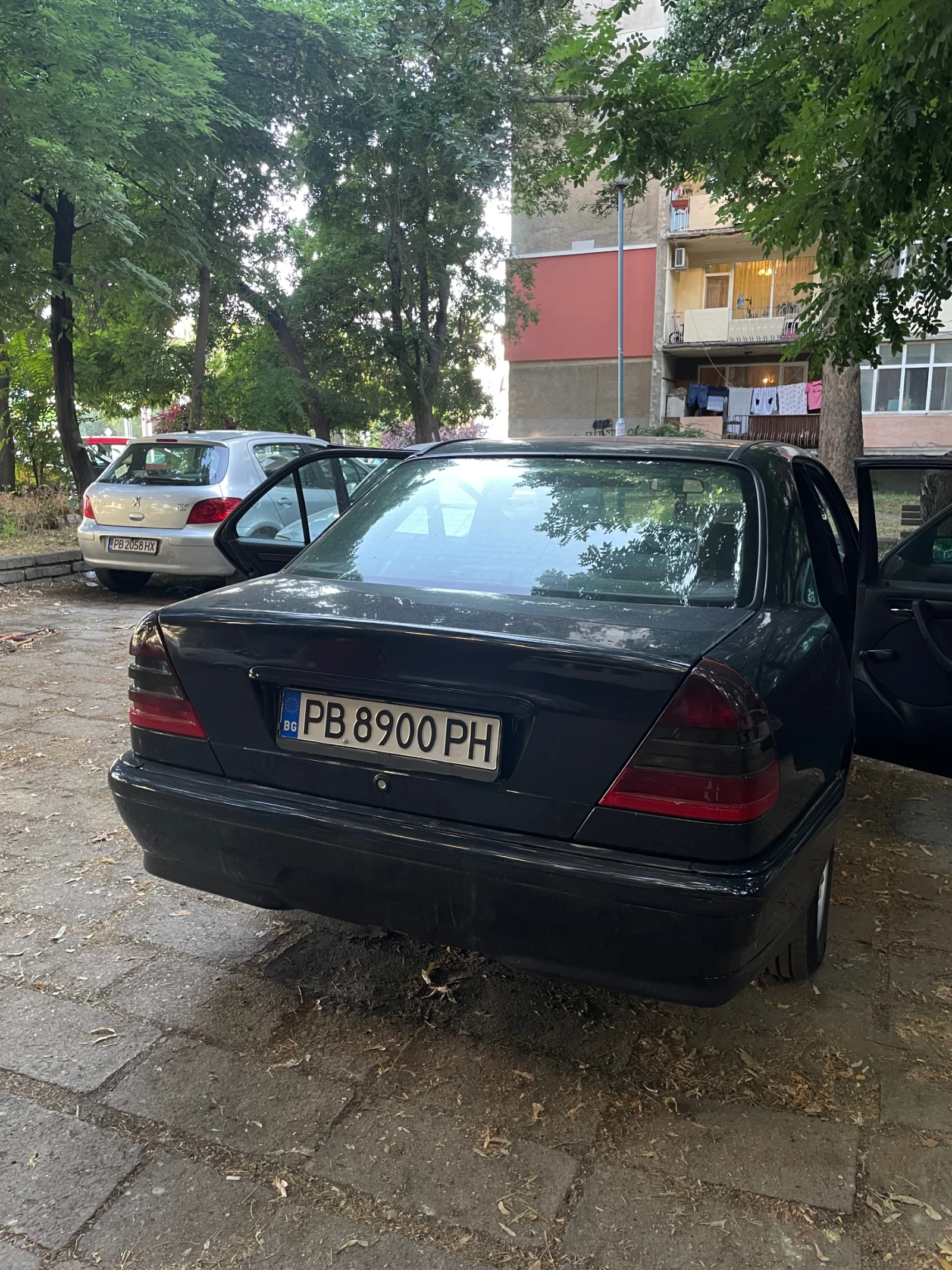 Mercedes-Benz 250  - изображение 8