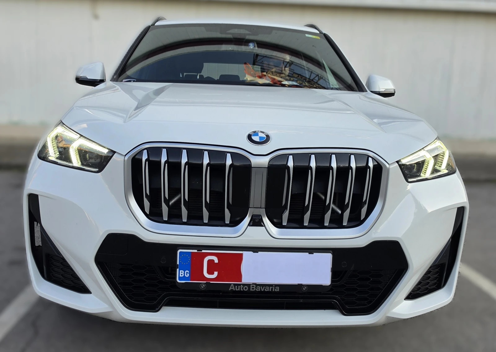 BMW X1 sDrive20i M, Панорама, Harman Kardon/Камера/, снимка 2 - Автомобили и джипове - 55506198