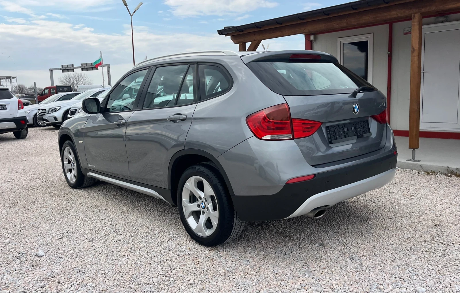 BMW X1 2.0d* СЕРВИЗНА ИСТОРИЯ* , снимка 3 - Автомобили и джипове - 53986412