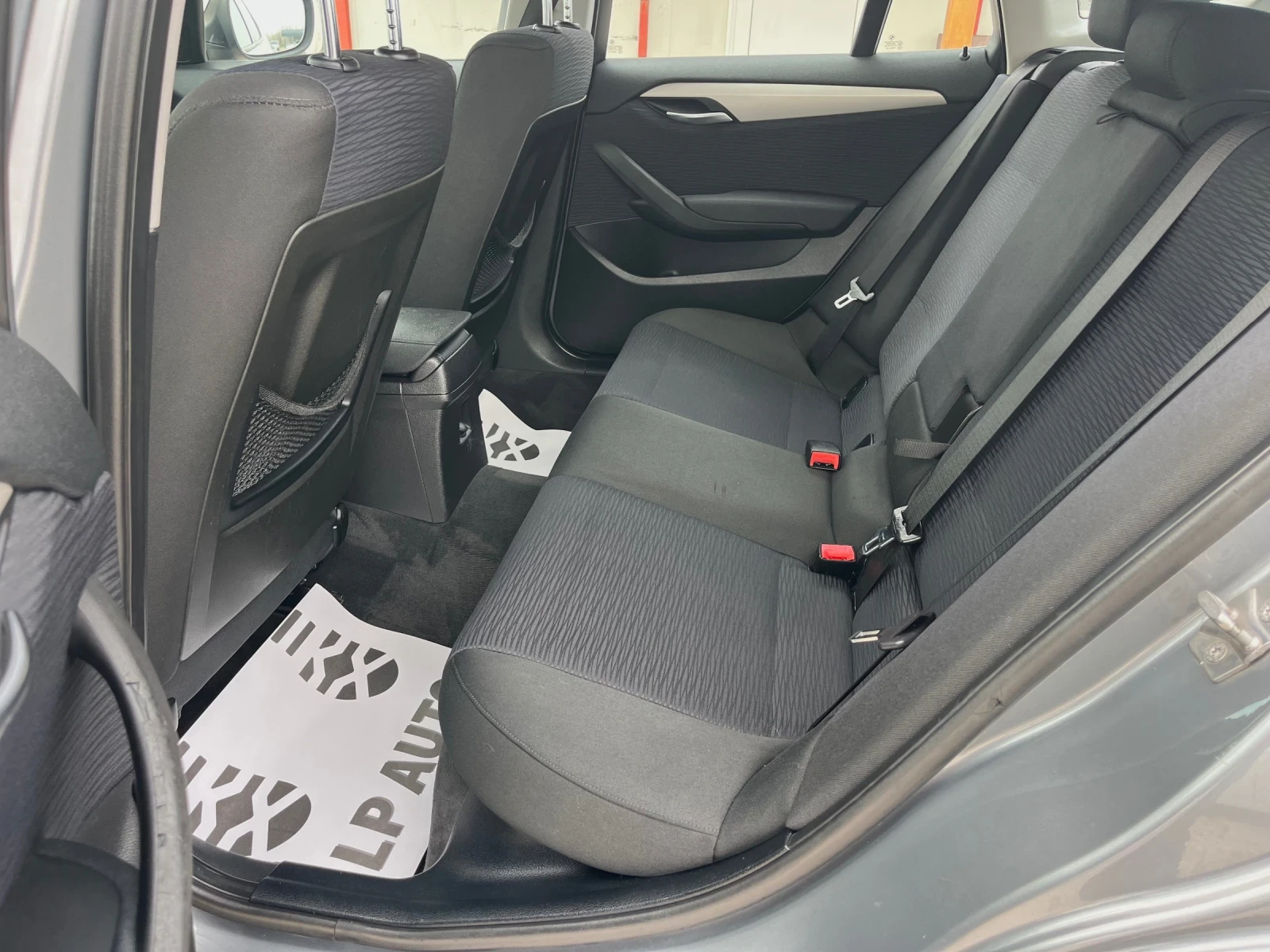 BMW X1 2.0d* СЕРВИЗНА ИСТОРИЯ* , снимка 11 - Автомобили и джипове - 53986412