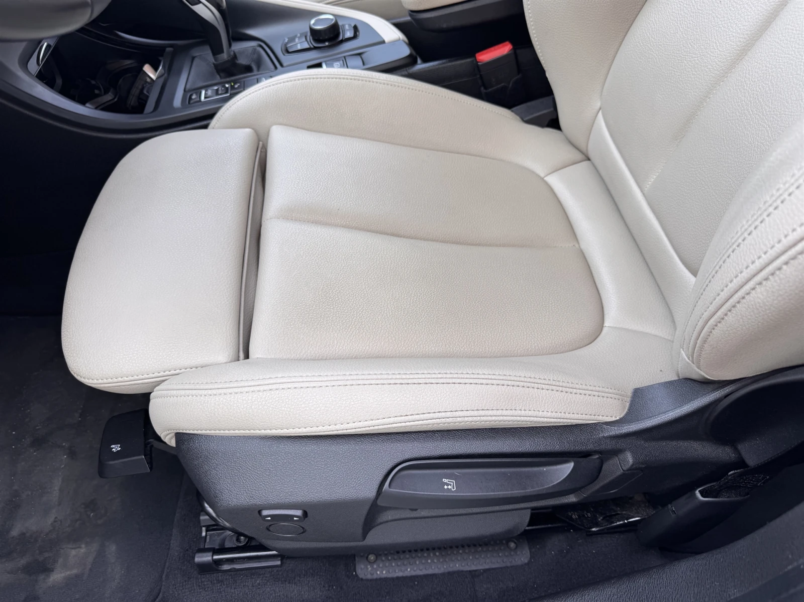 BMW X1 xDrive18d, снимка 13 - Автомобили и джипове - 54868991