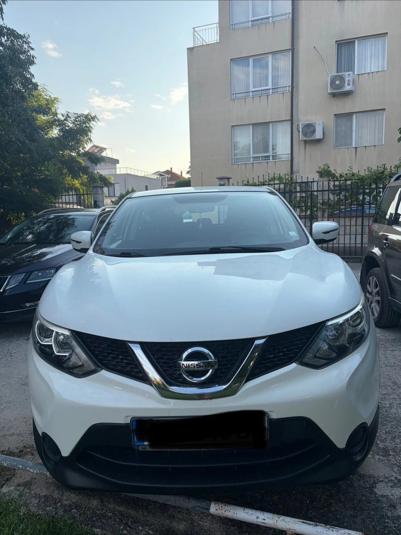 Nissan Qashqai 1.2, снимка 2 - Автомобили и джипове - 55559941