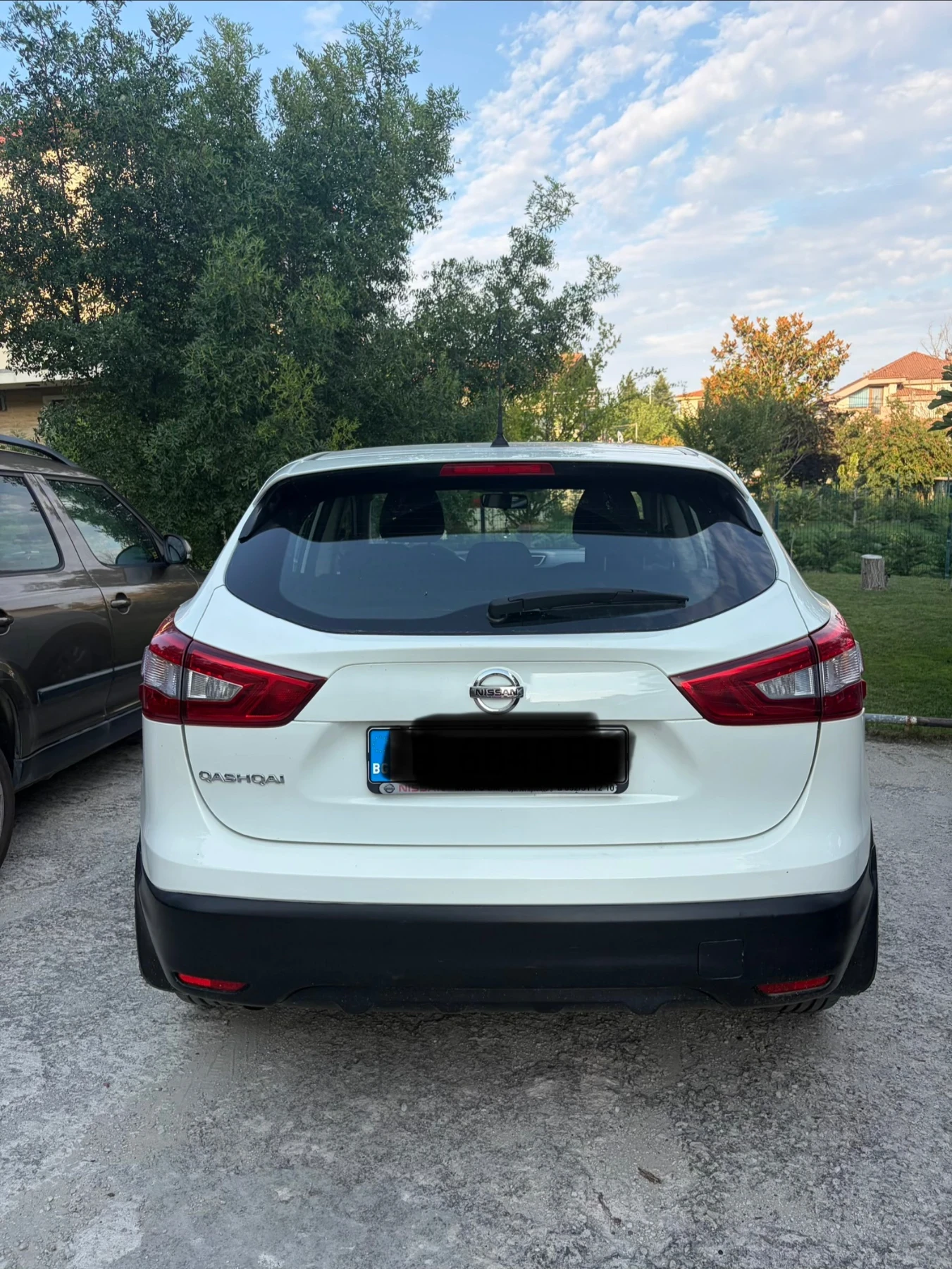 Nissan Qashqai 1.2, снимка 4 - Автомобили и джипове - 55559941