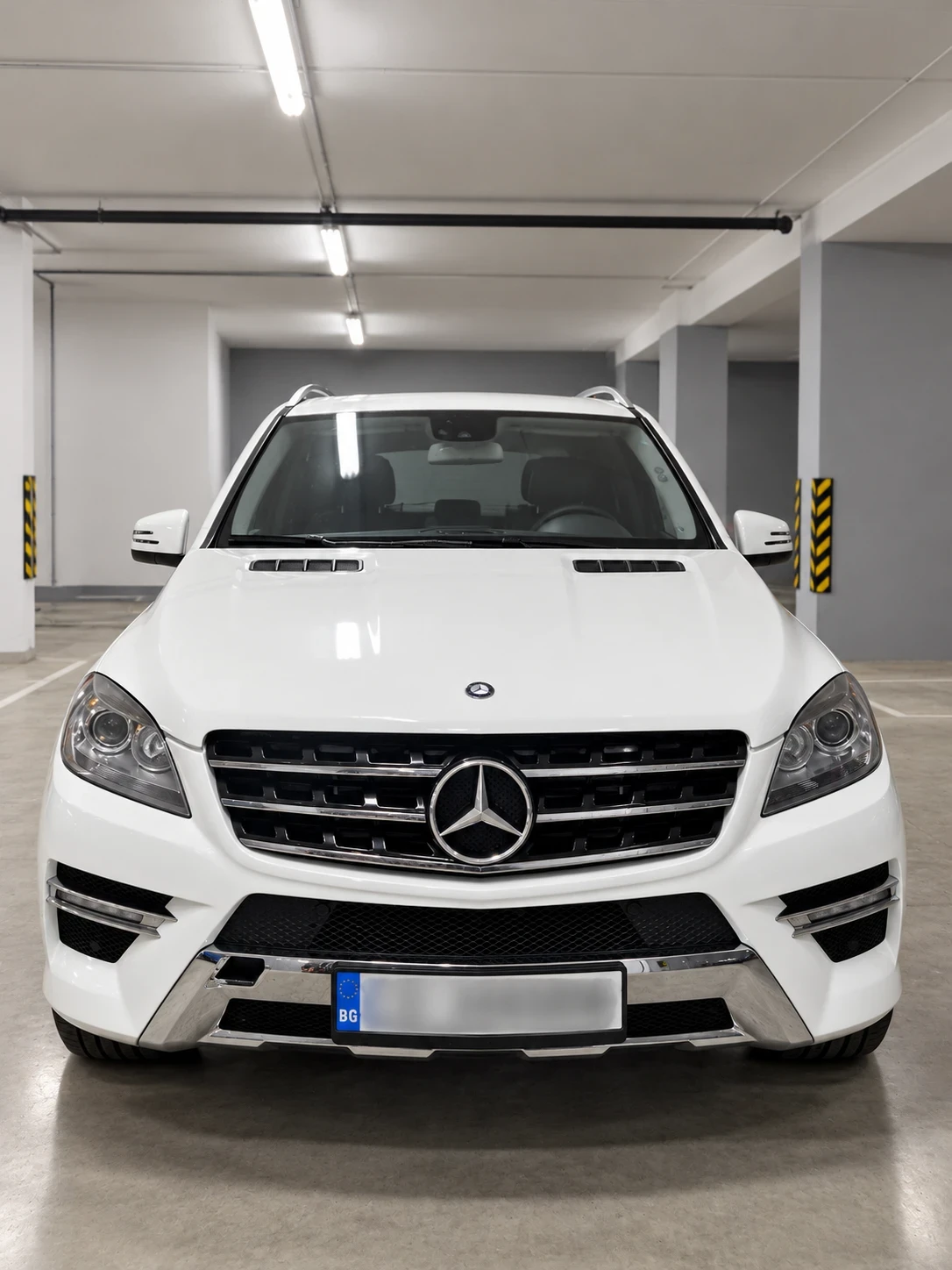 Mercedes-Benz ML 350 BlueTEC 4MATIC / AMG, снимка 2 - Автомобили и джипове - 56730977