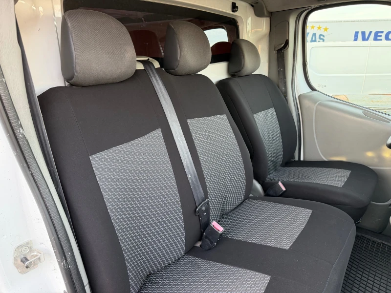 Renault Trafic 2.0DCI АВТОМАТ, снимка 9 - Бусове и автобуси - 52729870